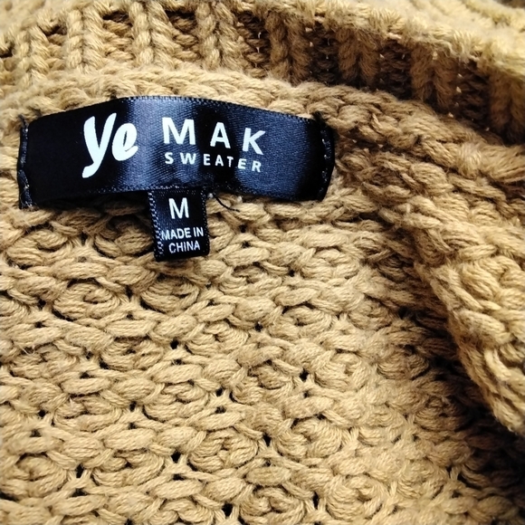 Ye Mak Womrn's Knit Sweater   Size M - Picture 3 of 4
